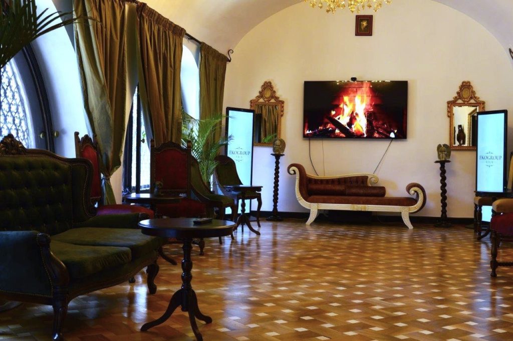 EkoGroup Vila – locație elegantă pentru corporate events private 2 EkoGroup Vila – locație elegantă pentru corporate events private